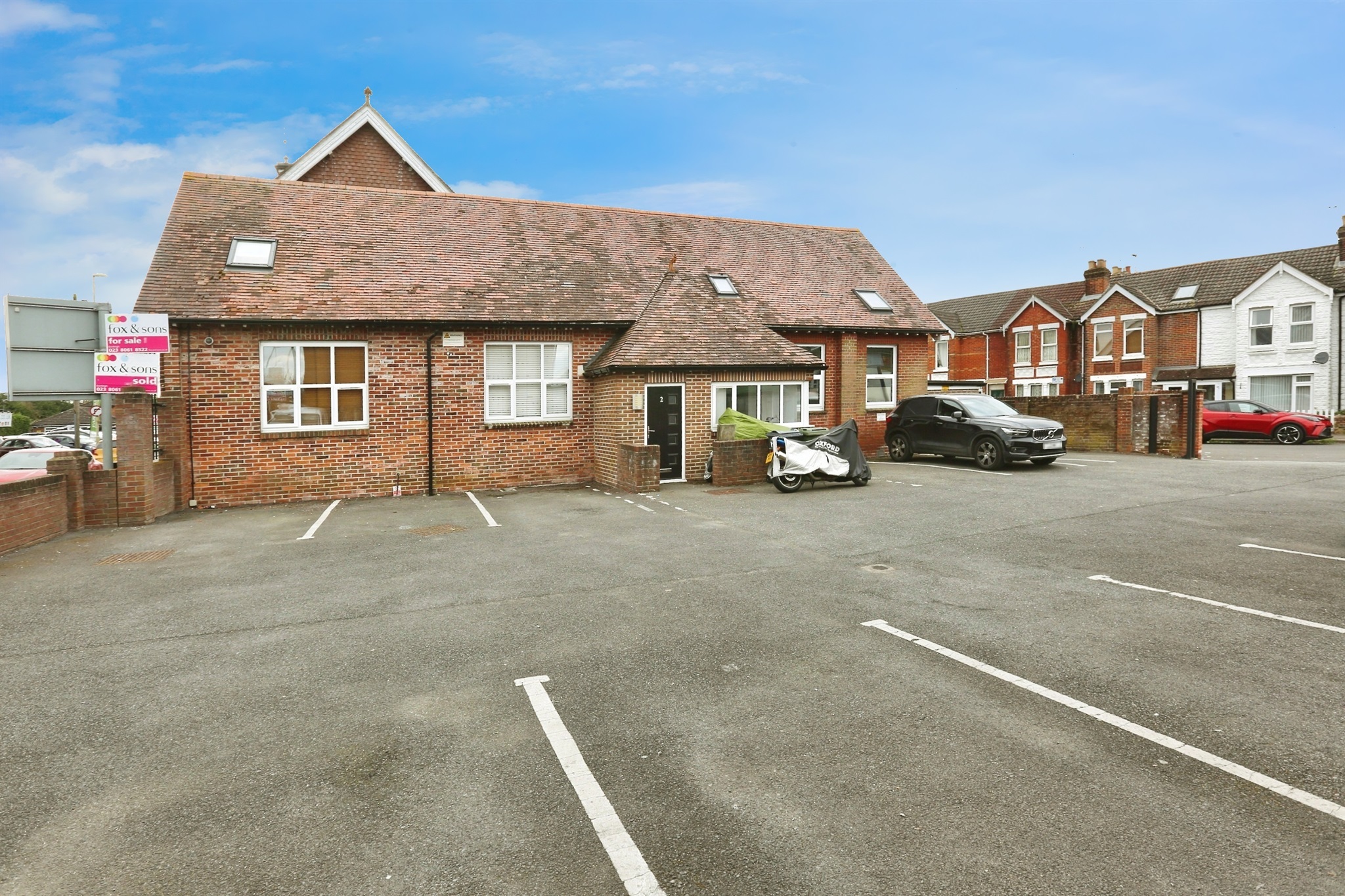 1 bed Ground Flat