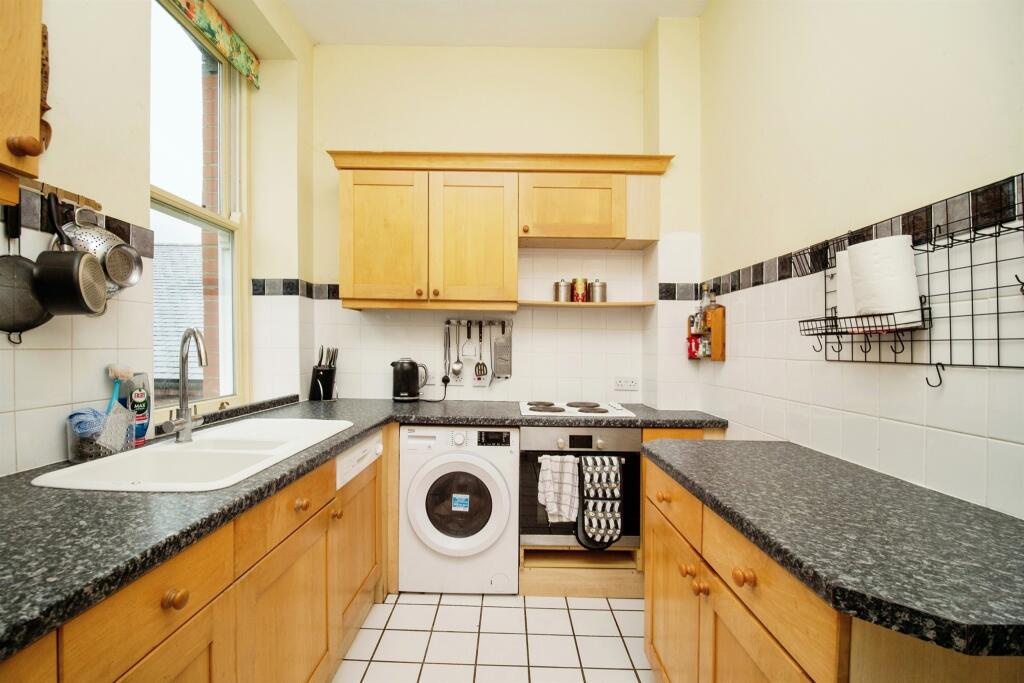 2 bed Apartment
