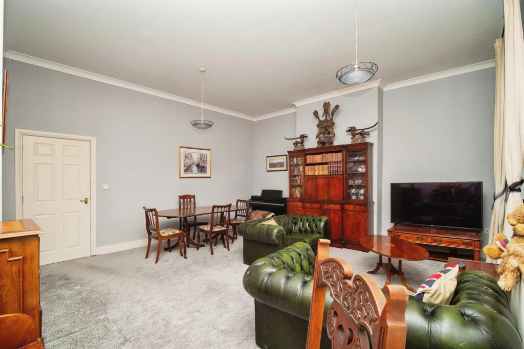 2 bed Apartment