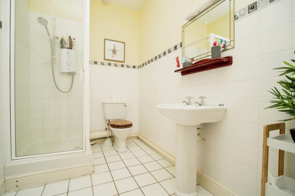 2 bed Apartment