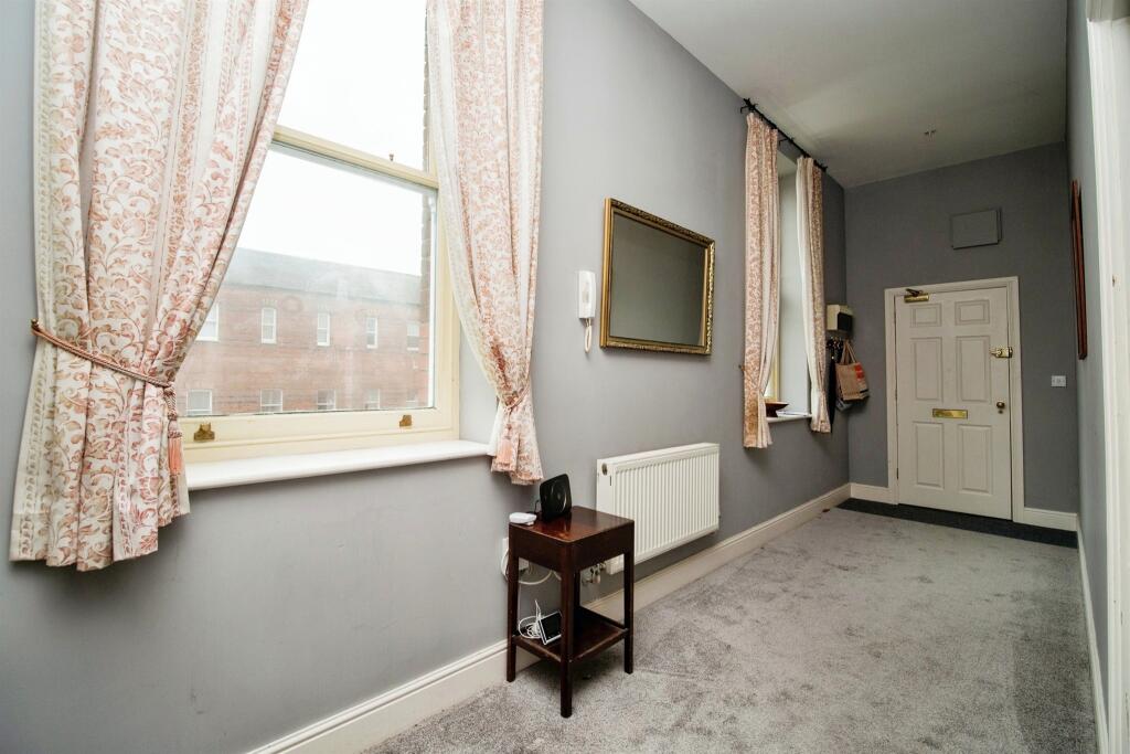 2 bed Apartment
