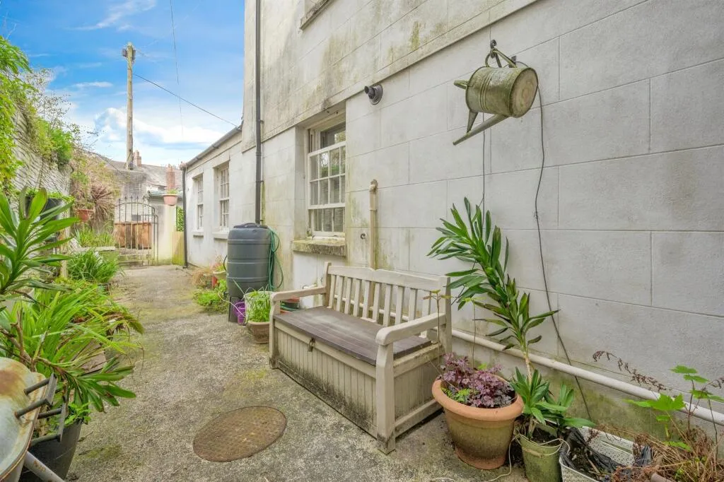 1 bed Apartment