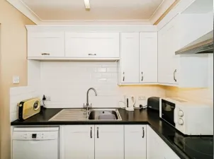 1 bed Retirement Property