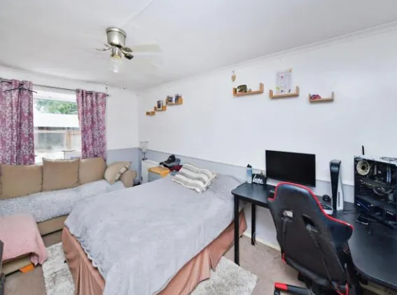 2 bed Terraced