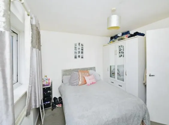 2 bed Terraced