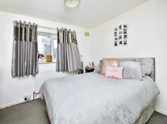 2 bed Terraced