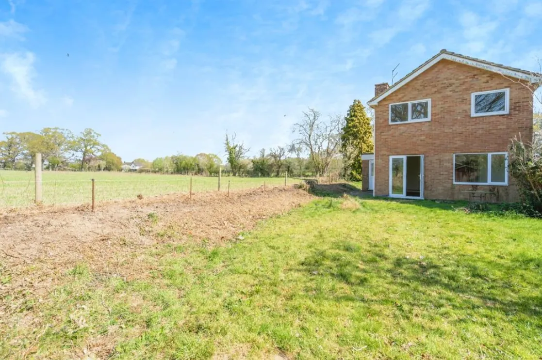 3 bed Semi-Detached