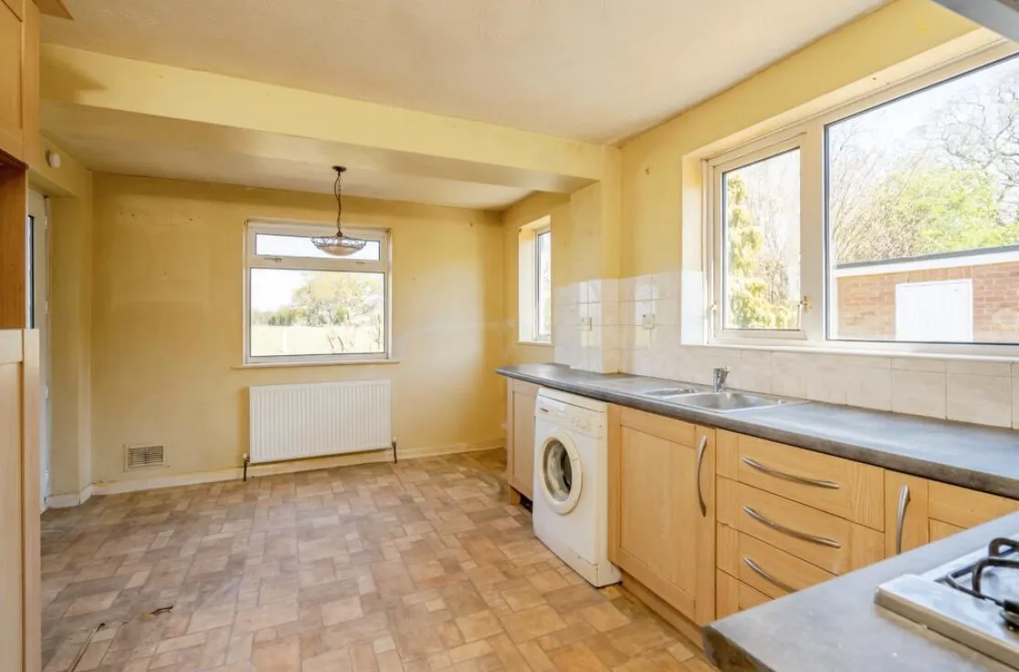 3 bed Semi-Detached