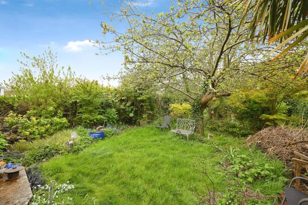 3 bed Semi-Detached