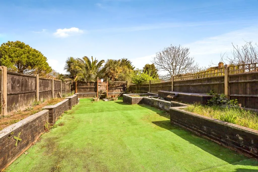 3 bed Terraced