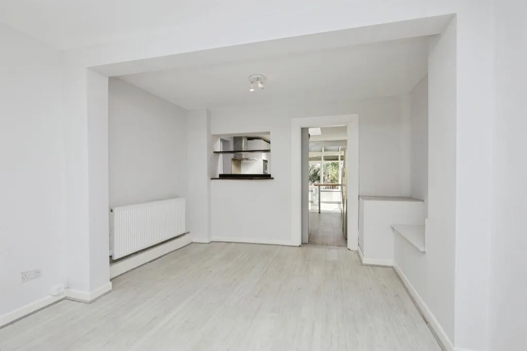3 bed Terraced