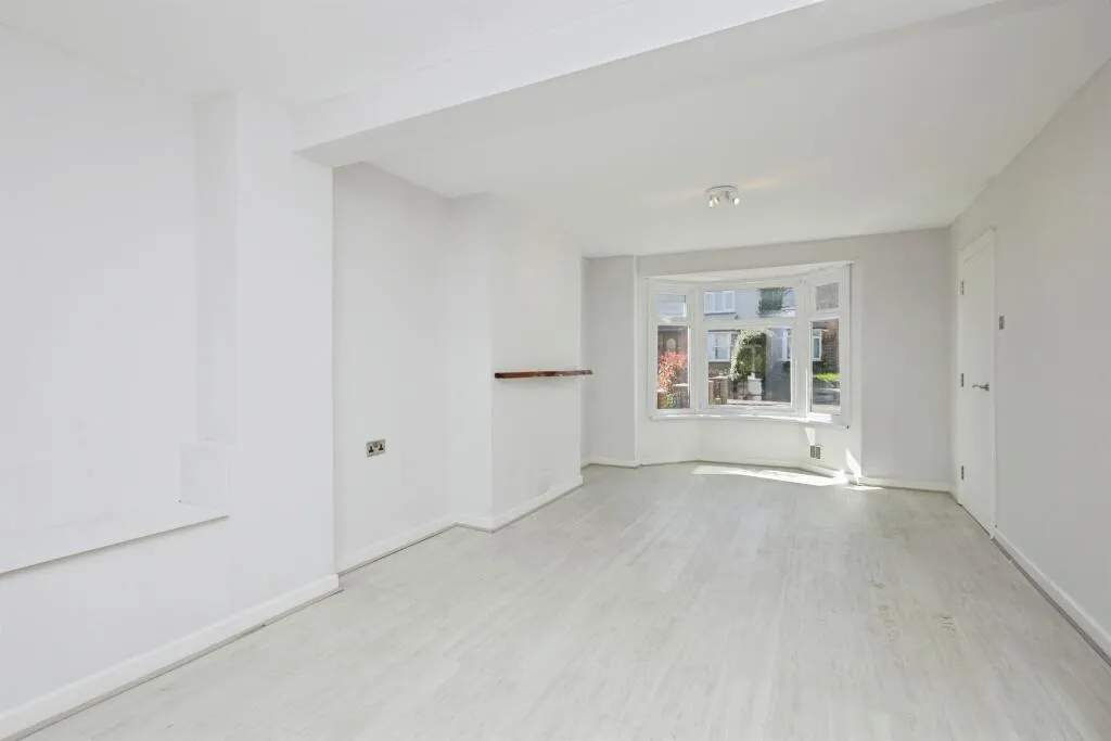 3 bed Terraced
