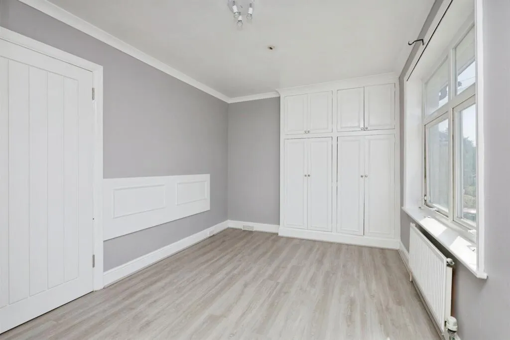 3 bed Terraced