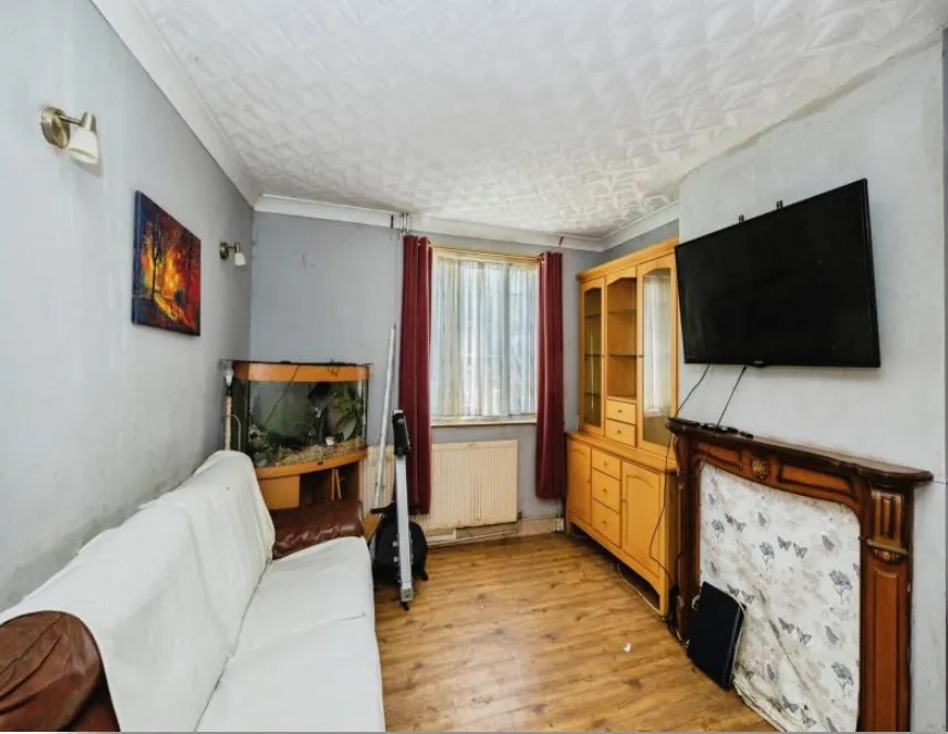 3 bed Terraced
