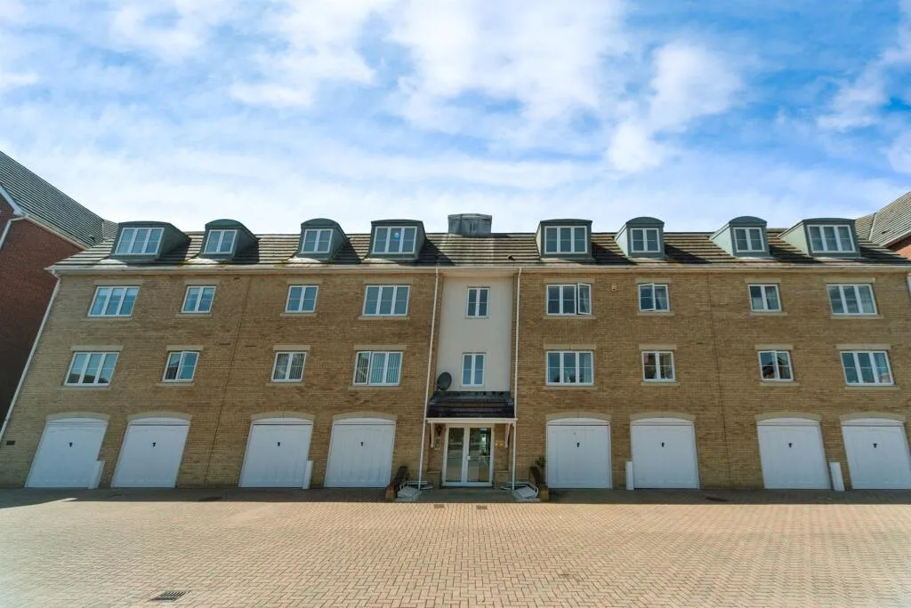 2 bed Apartment