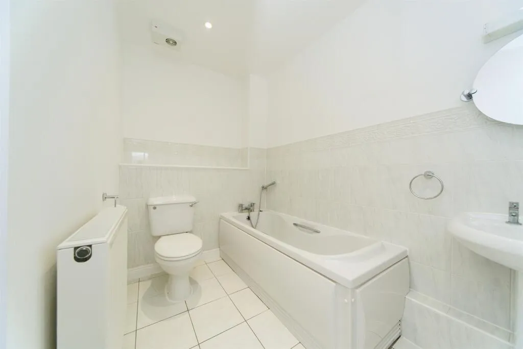 2 bed Apartment