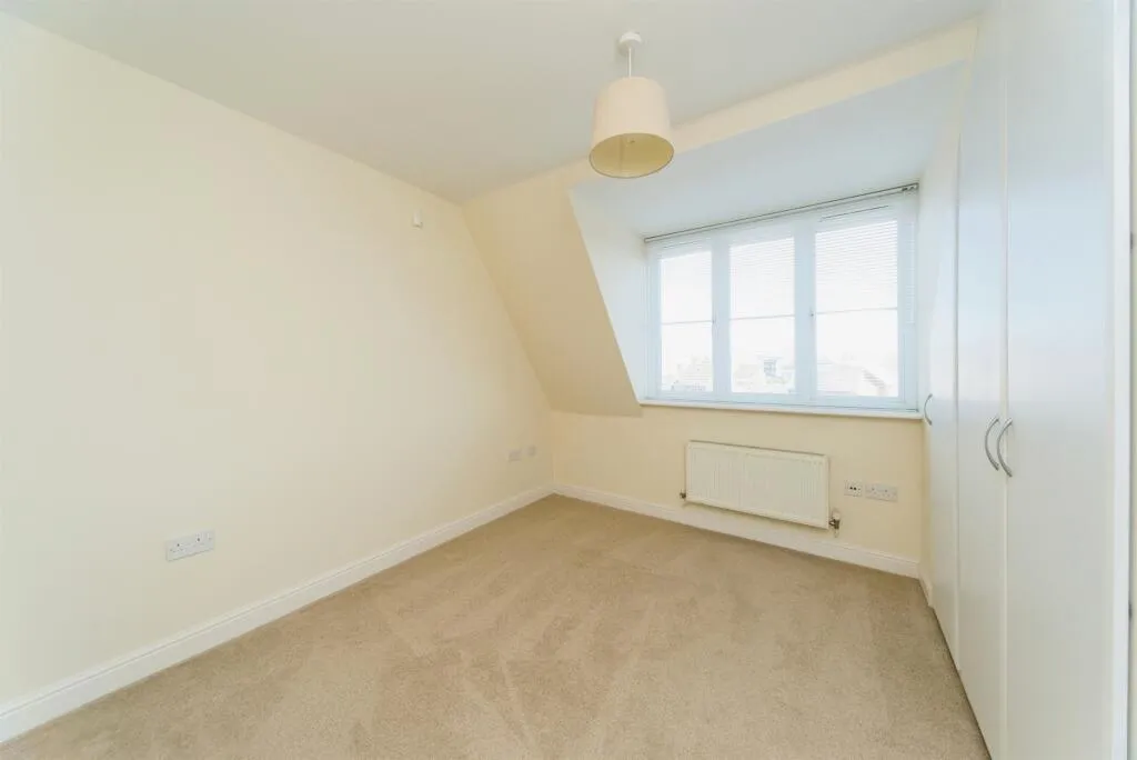 2 bed Apartment