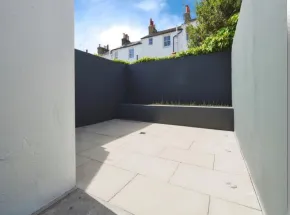3 bed Terraced