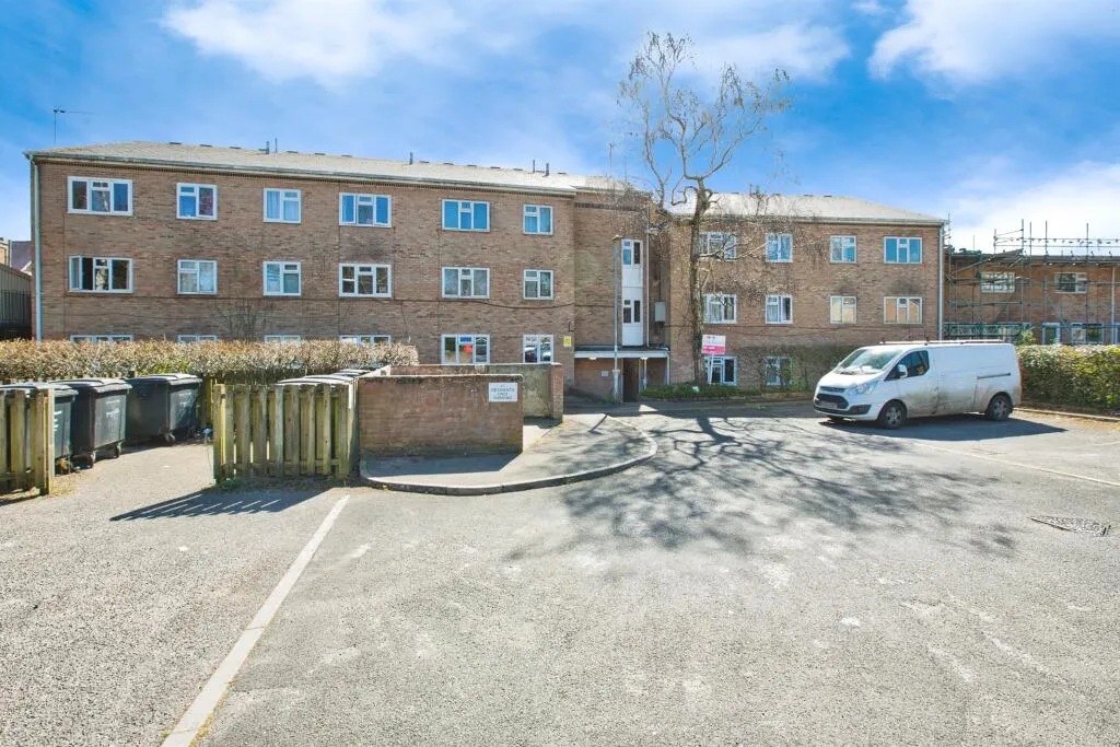 1 bed Apartment