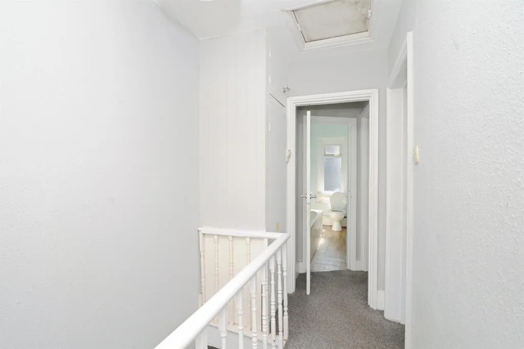 3 bed Terraced