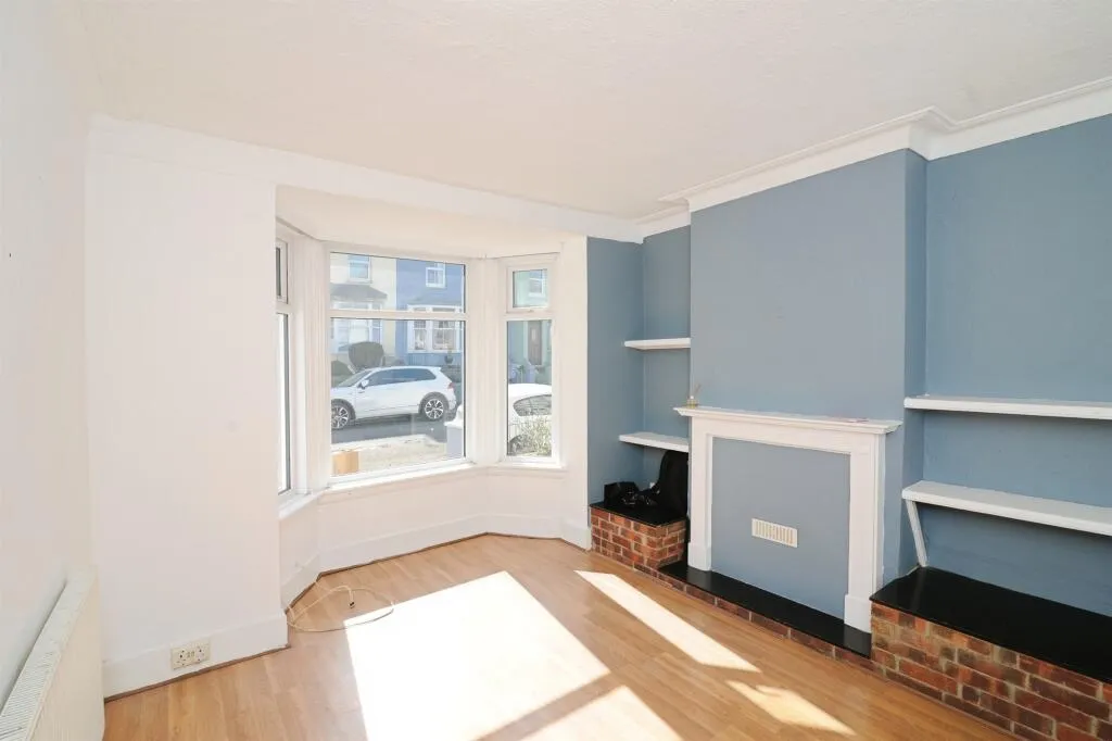 3 bed Terraced