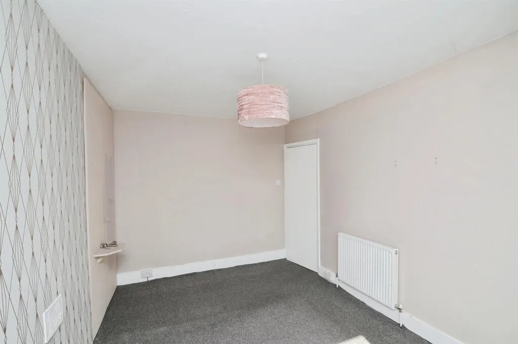 3 bed Terraced