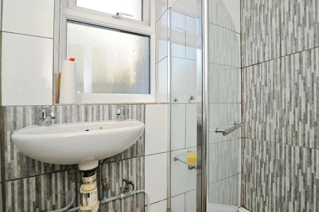3 bed Terraced