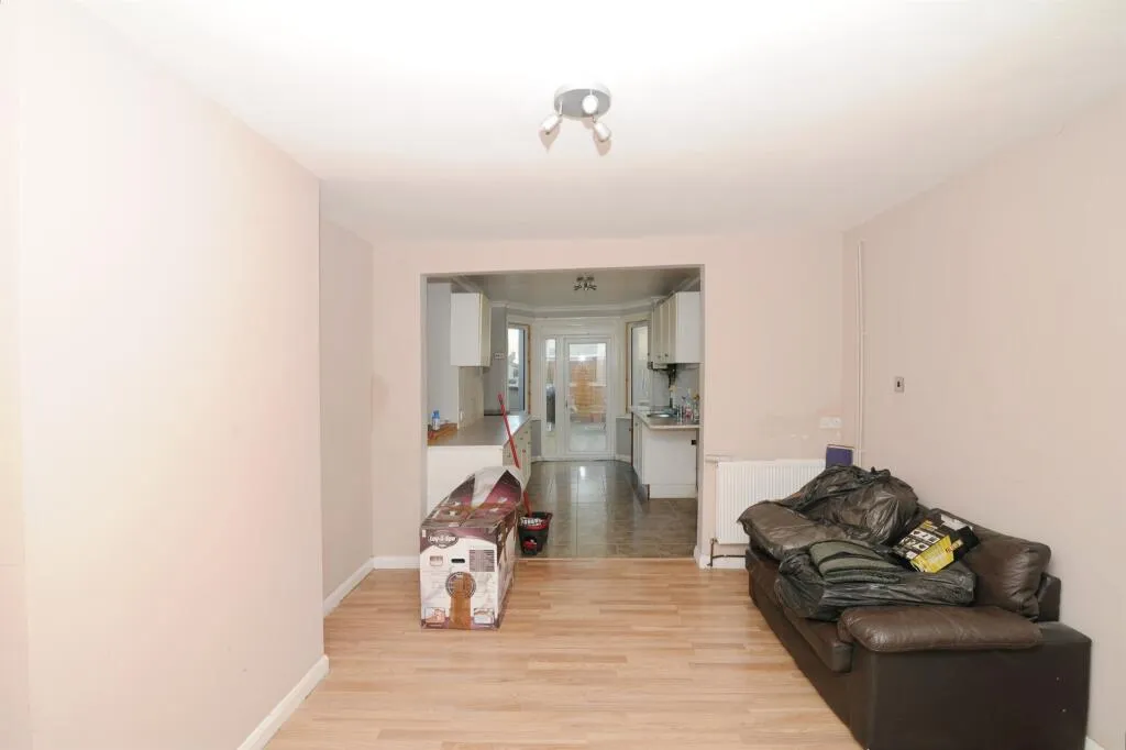 3 bed Terraced