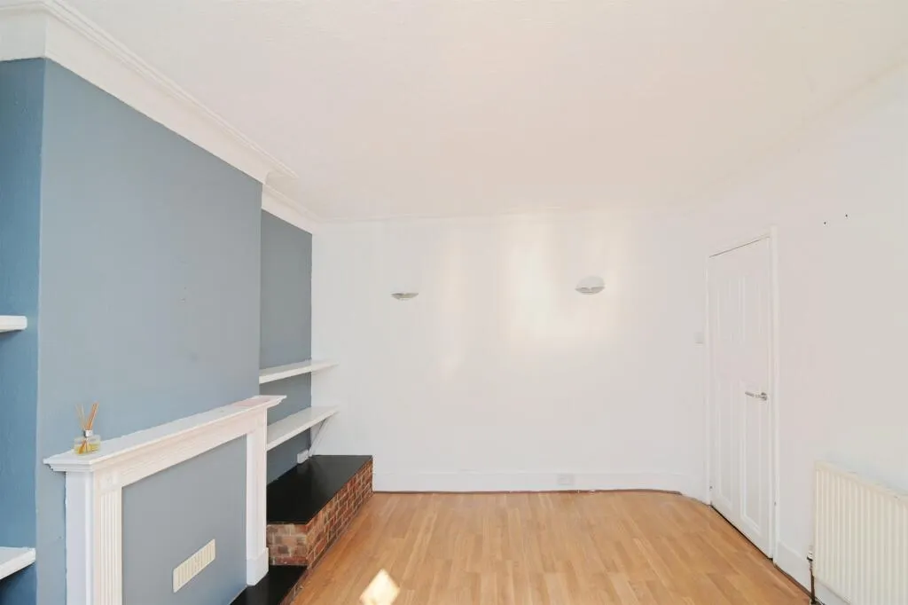 3 bed Terraced