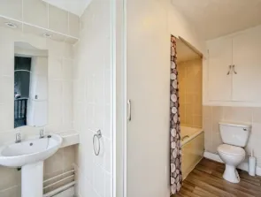 2 bed Apartment