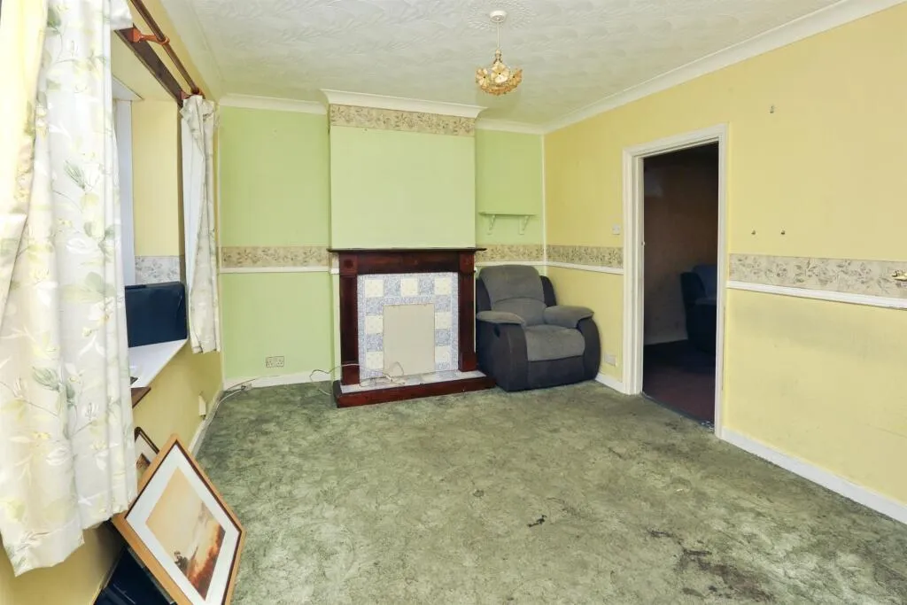 3 bed Terraced