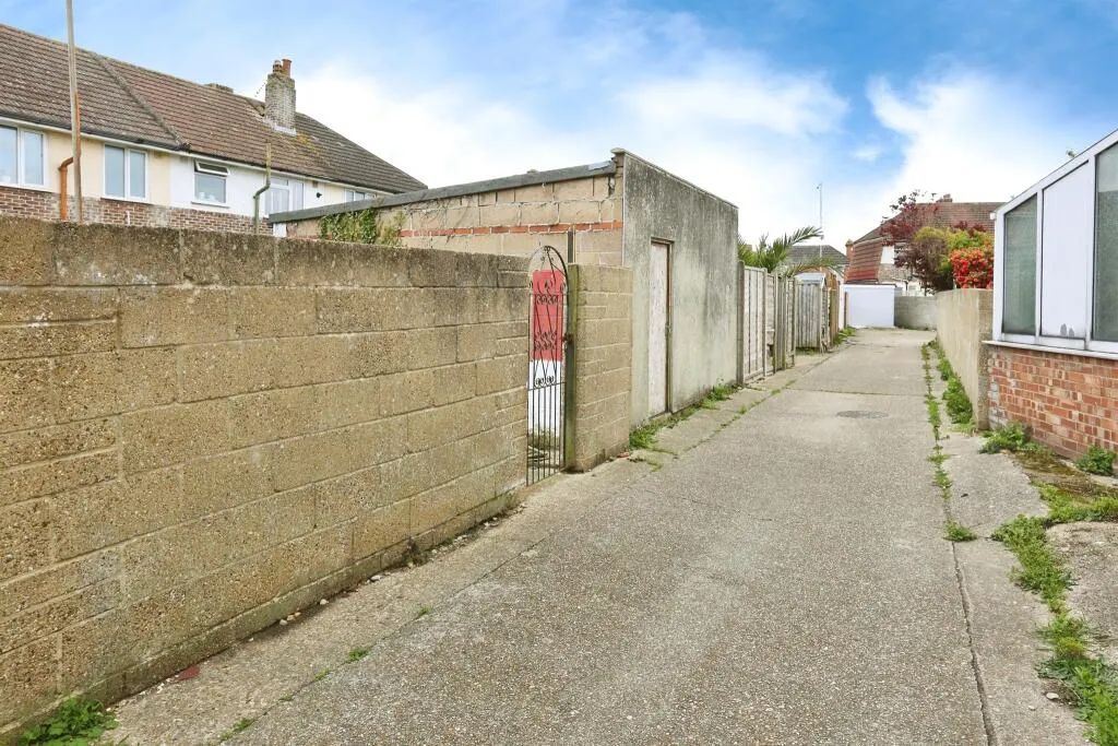 3 bed Terraced