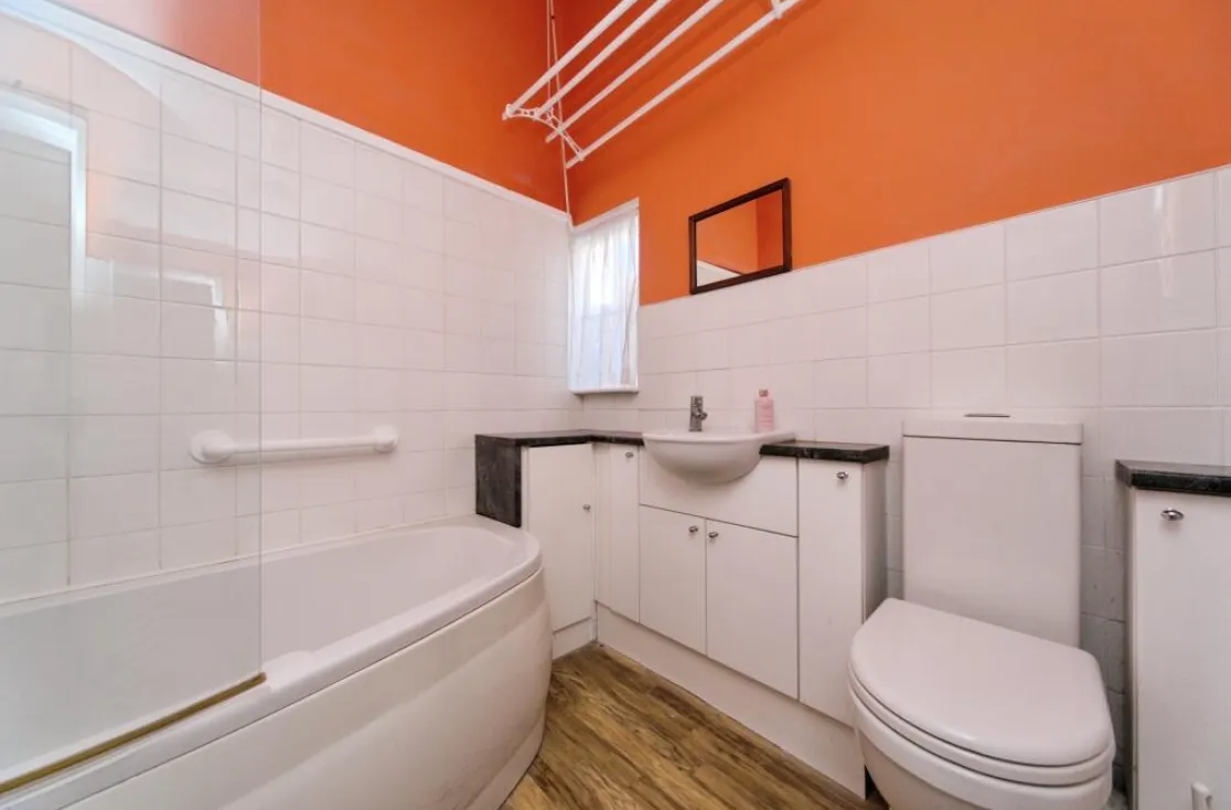 4 bed Character Property