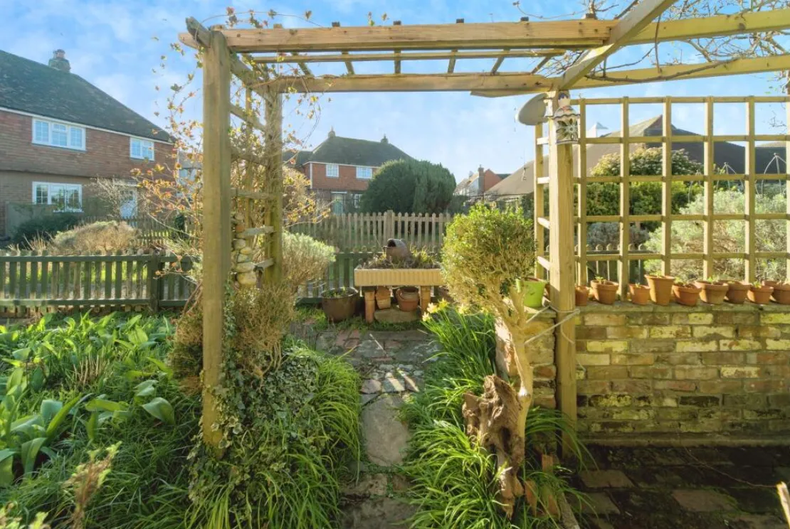 4 bed Character Property
