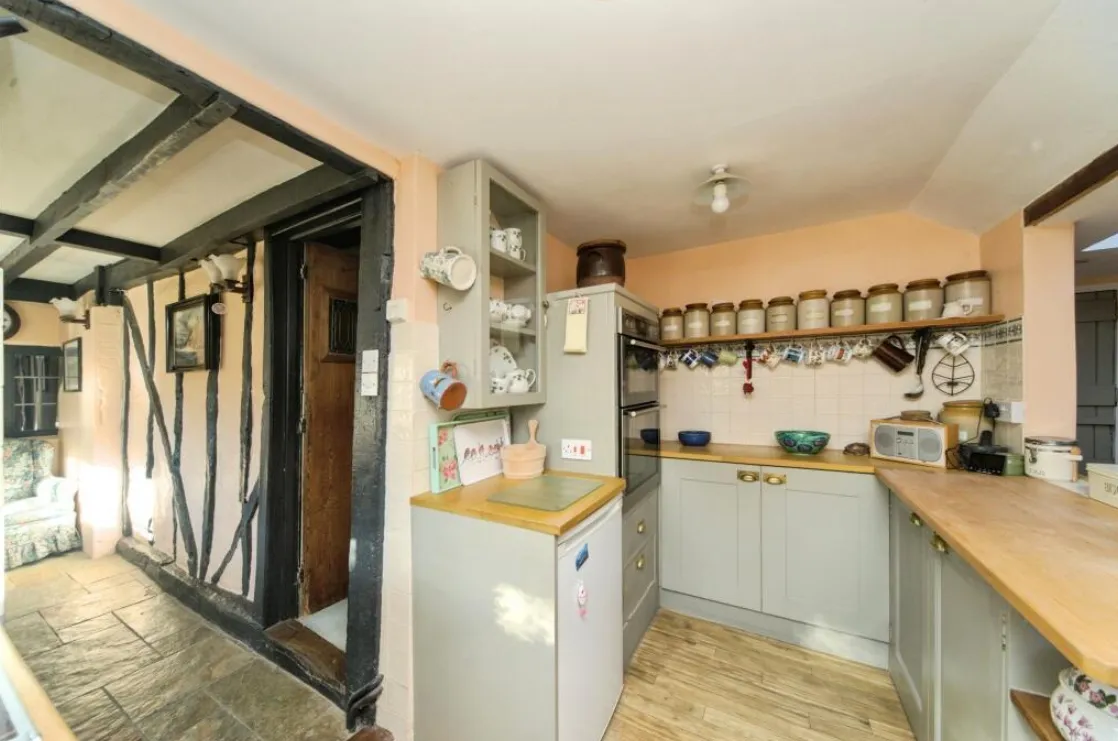 4 bed Character Property