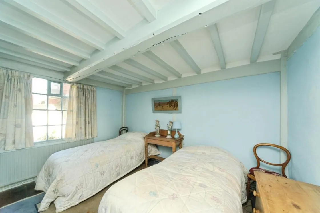 4 bed Character Property