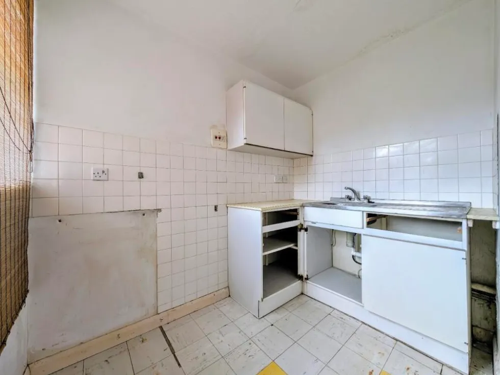 1 bed Ground Flat