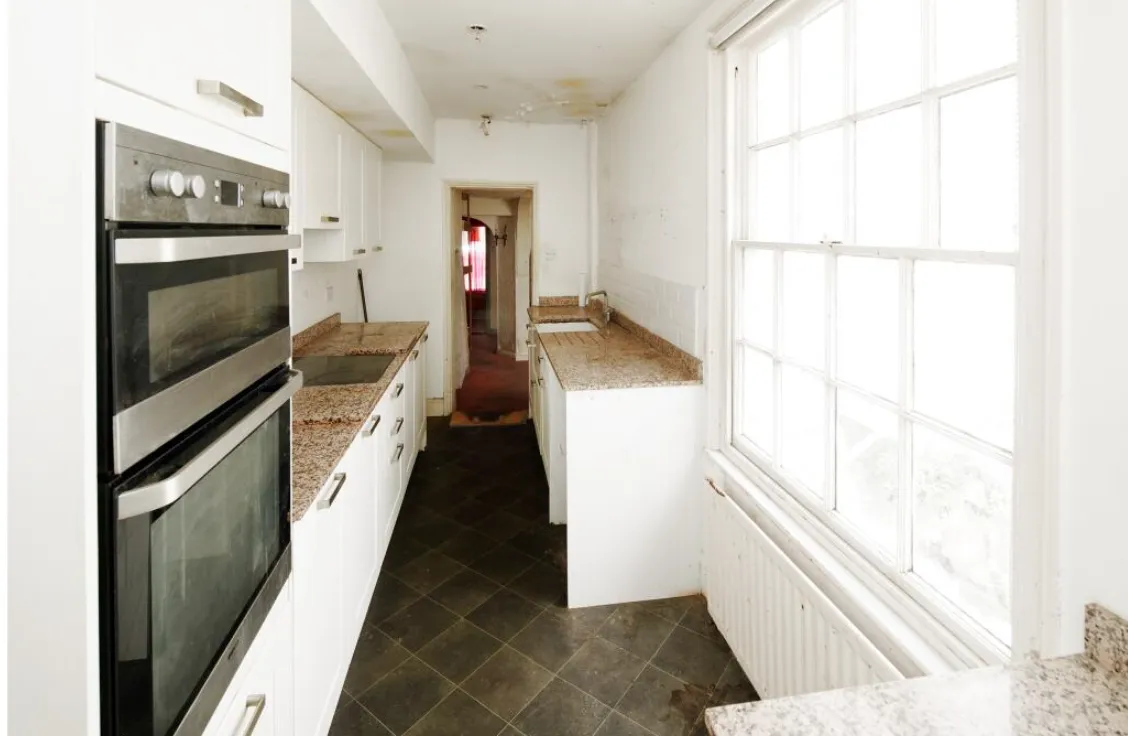 4 bed Maisonette