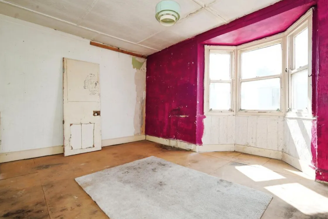 4 bed Maisonette