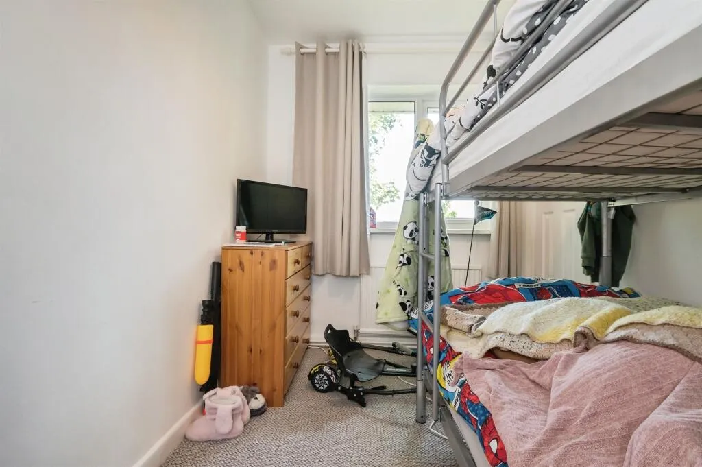 2 bed Maisonette