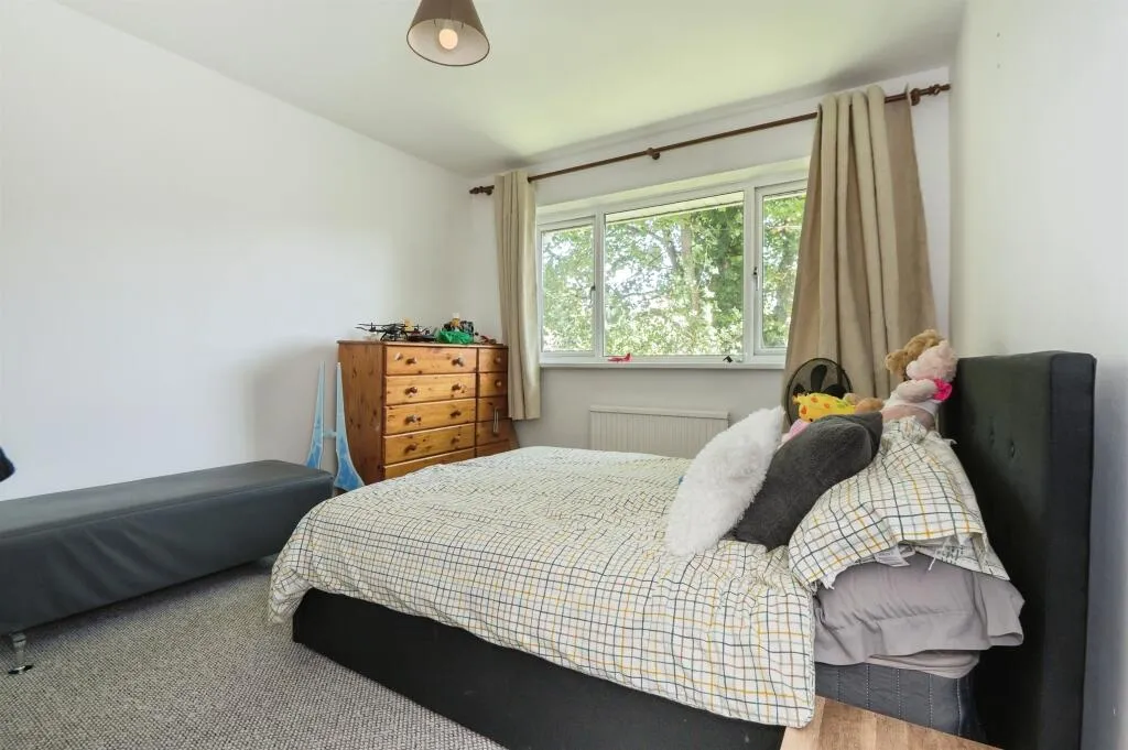 2 bed Maisonette