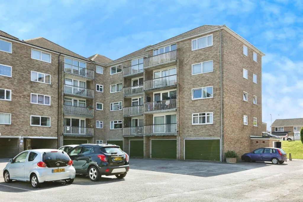 2 bed Apartment