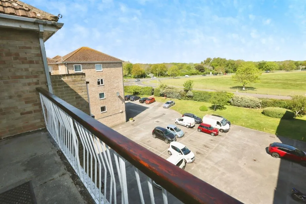 2 bed Apartment