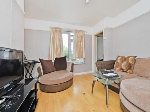 3 bed Semi-Detached