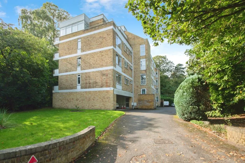 2 bed Apartment