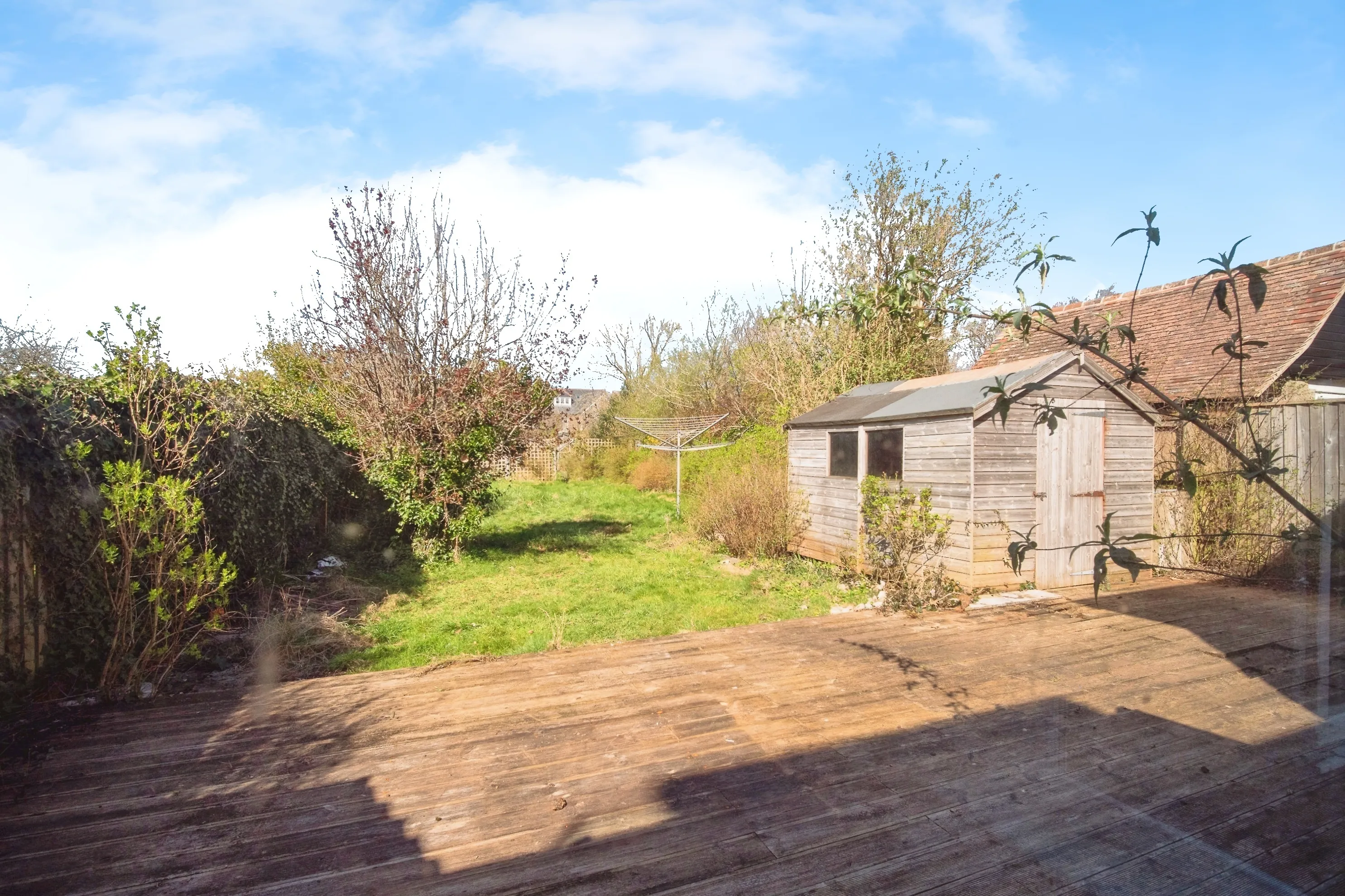 4 bed Semi-Detached