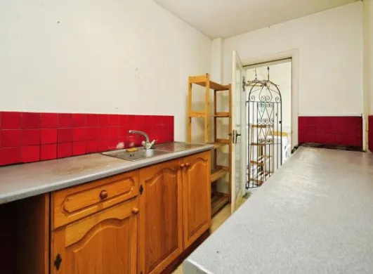 1 bed Ground Flat