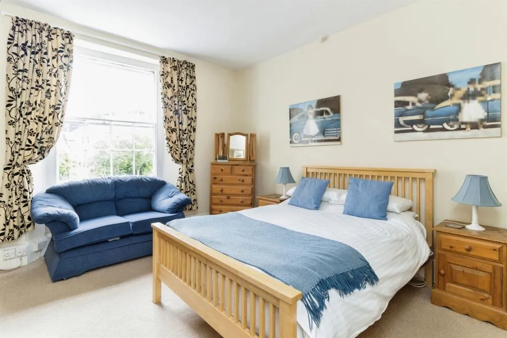 7 bed Guest House