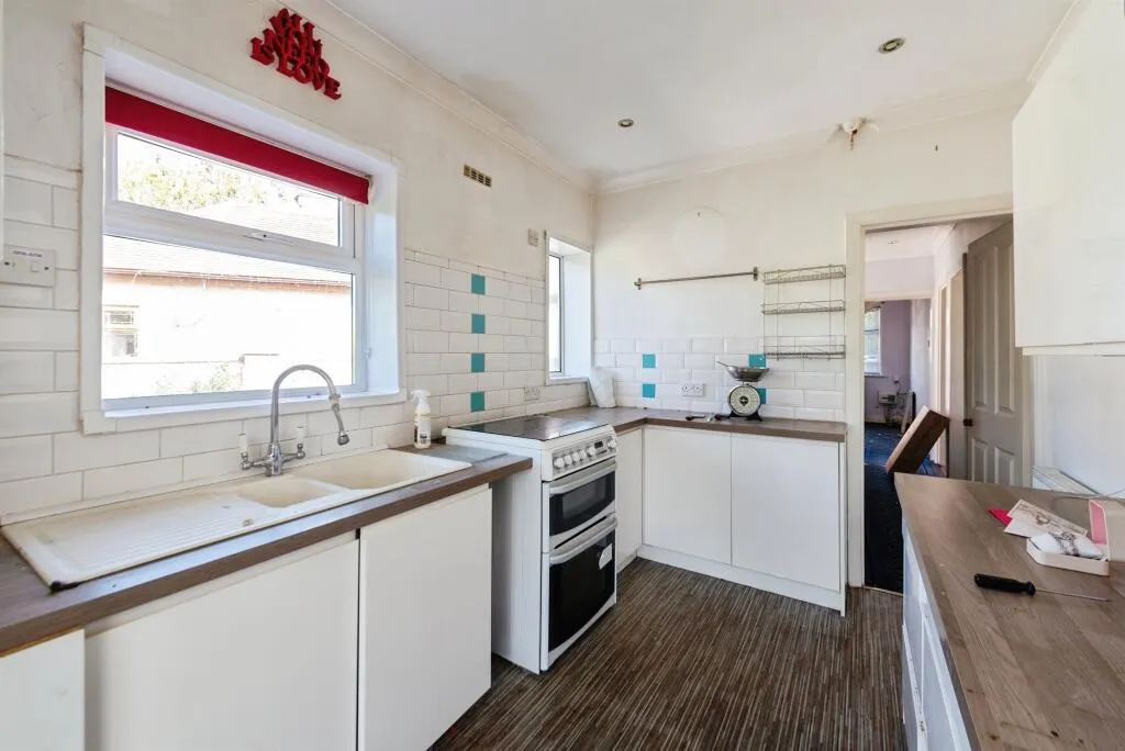 2 bed Semi-Detached Bungalow