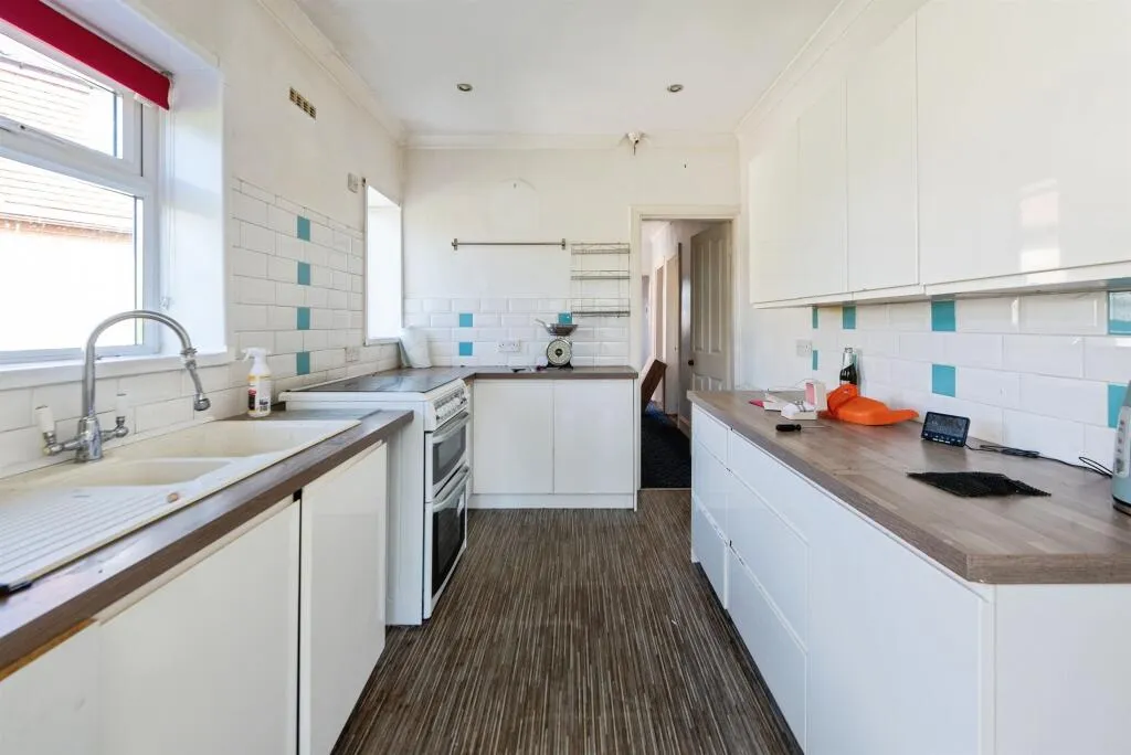 2 bed Semi-Detached Bungalow
